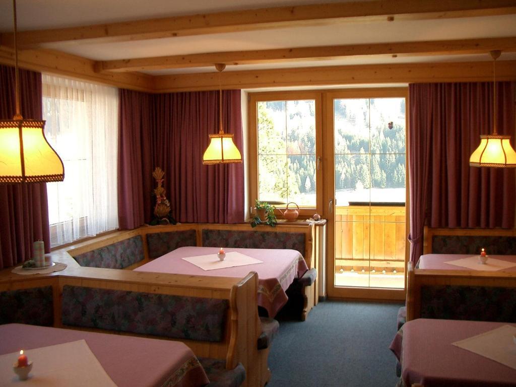 Haus Mader Hotel Trins Bagian luar foto